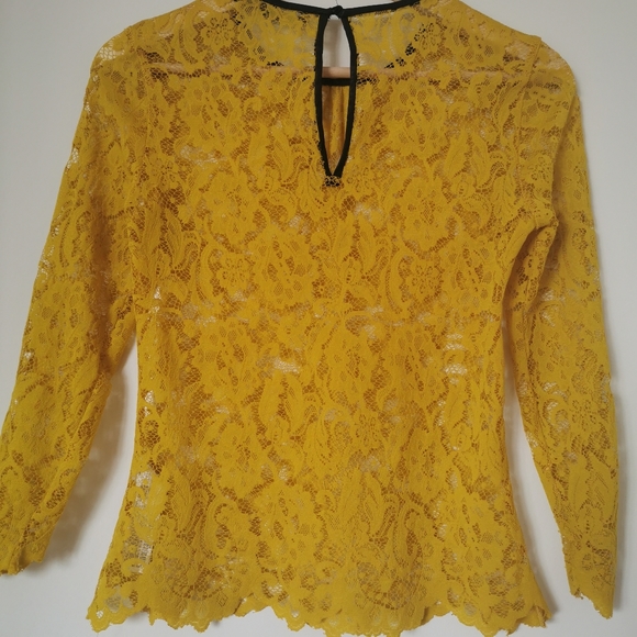 Zara Yellow Lace top Size XS - Picture 2 of 2